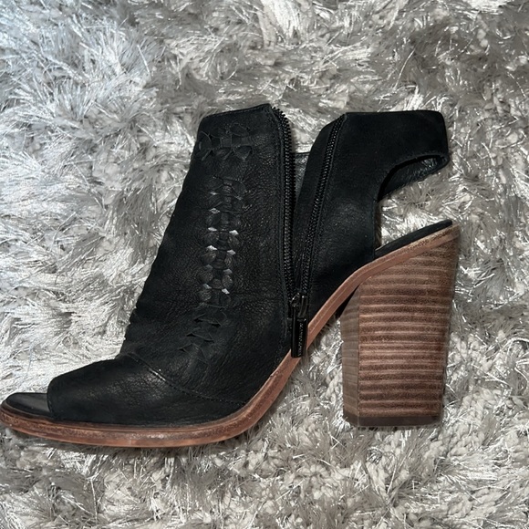 Vince camuto block heel - Picture 4 of 4